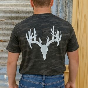 Camo Deer Skull T-Shirt – Rustic Hunting Graphic Tee for Outdoorsmen and Country